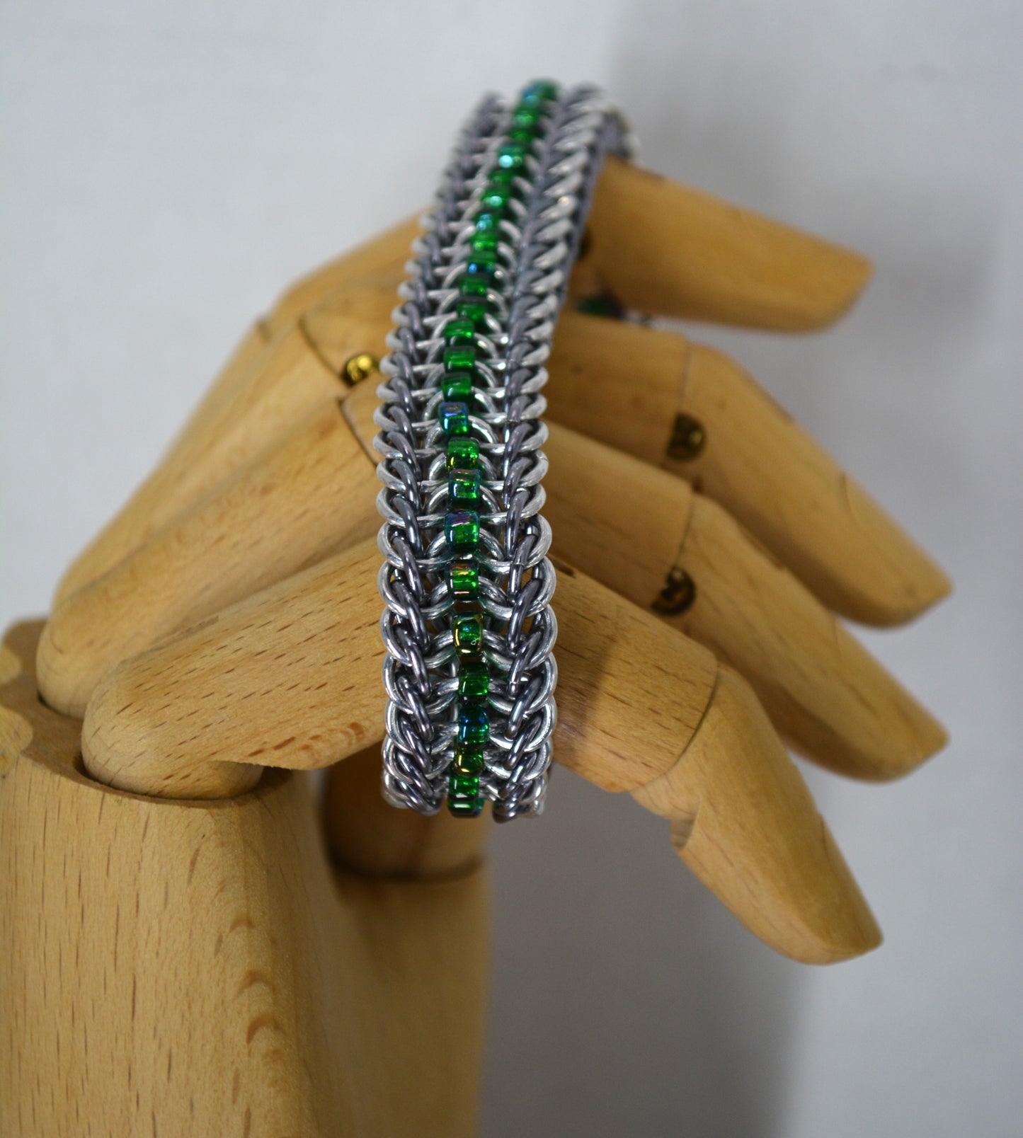 Z - Green Beaded Alligator Bracelet - TTC